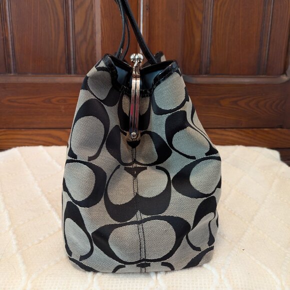 Coach F13533 Signature Kiss Lock Center Satchel - Picture 5 of 15